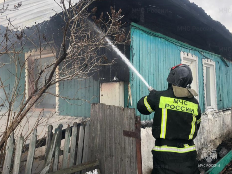 Воспламенение газовоздушной смеси в частном жилом доме в Волчихинском районе